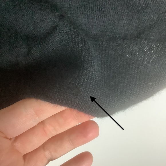 Peter Millar Men's Black 100% Merino Wool V Neck Sweater XL - Picture 4 of 9